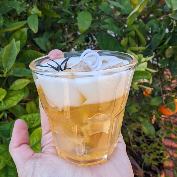 Hand Poured Drink Beverage Candle - Picture 4 of 5